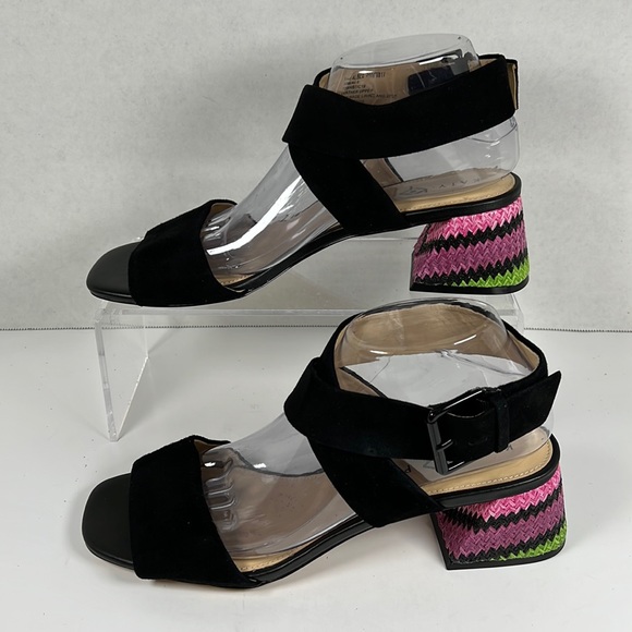 Size 10 Katy Perry Ankle Strap Heeled Black Sandals - The Albee - Picture 3 of 11